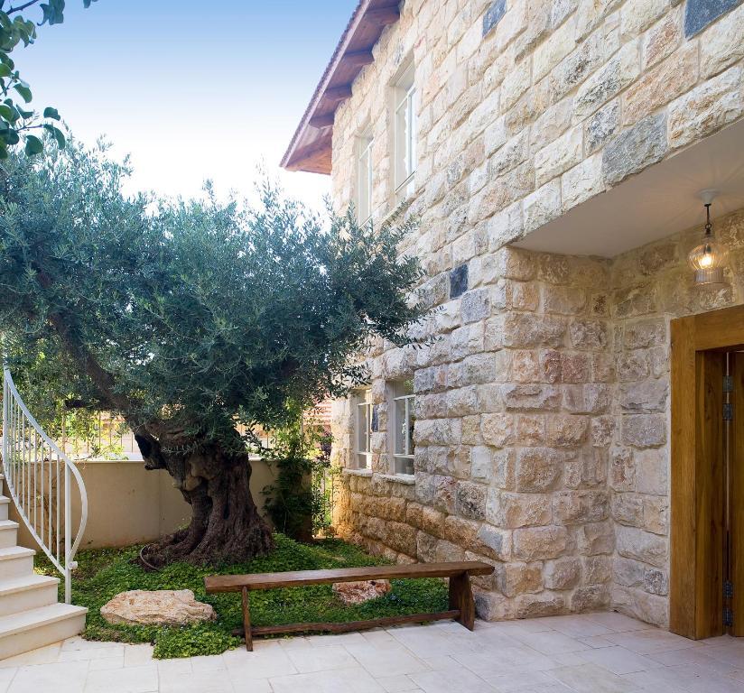 Отель Jasmine Mansion Рош-Пинна Экстерьер фото